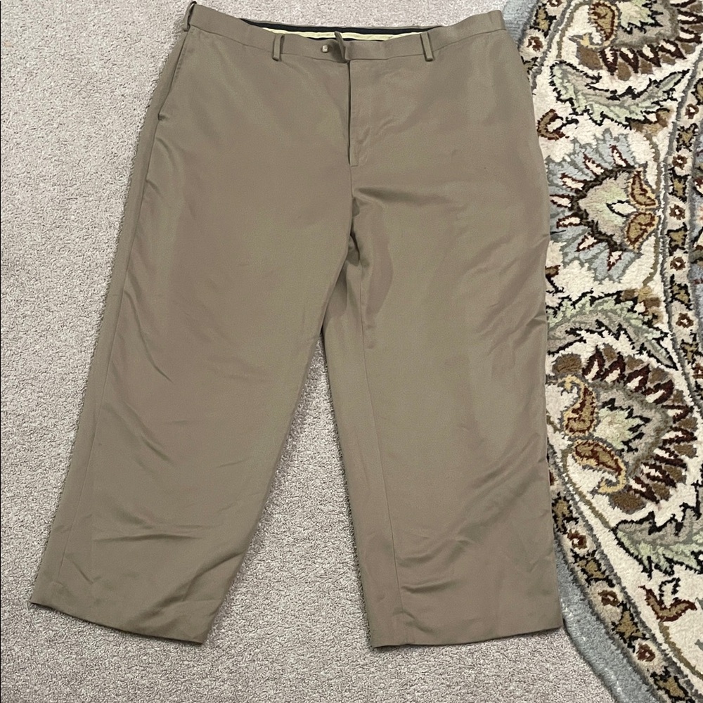 Croft & Barrow Men's Khaki Chinos